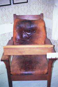 a8.jpg (28943 bytes)